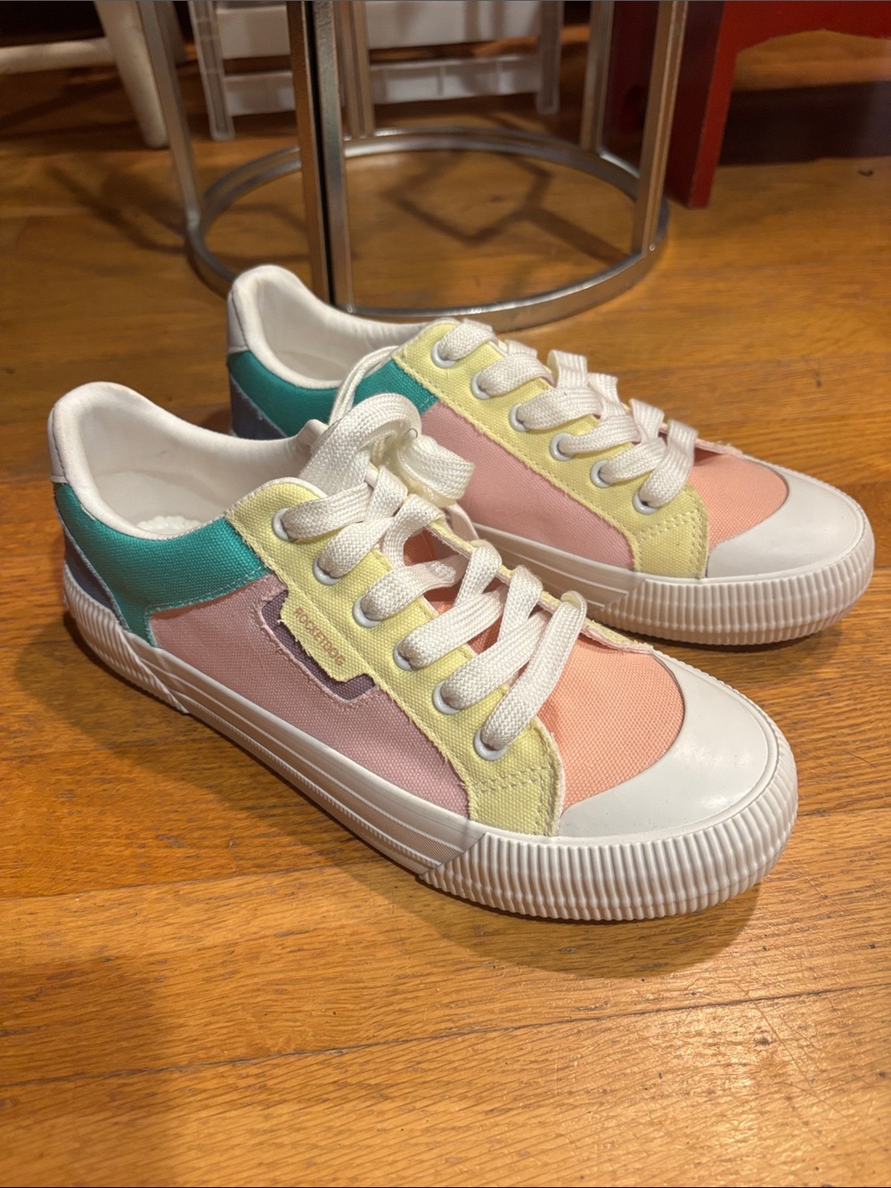 New Rocket Dog Pastel Pink Peach Yellow Mint Canvas Sneakers
